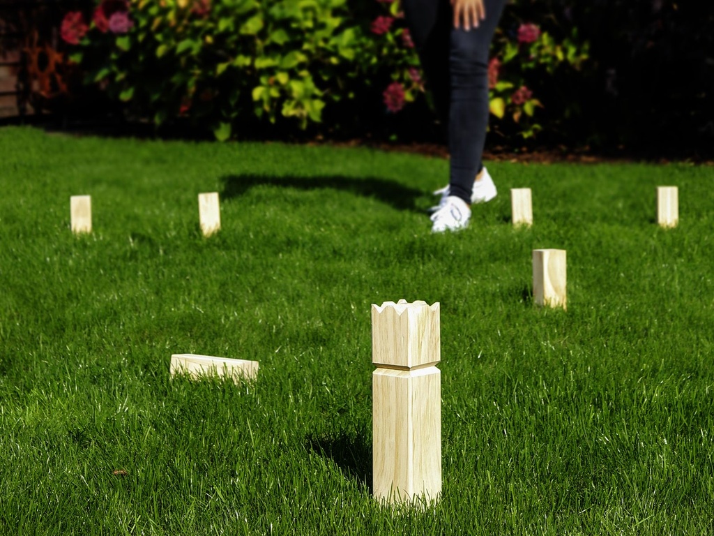 Kubb-Spiel-Wikingerspiel-Wikingerschach-Holzwurfspiel-bis-zu-6-Spieler-gravidus-10175_8.jpg