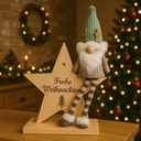 Holzstern-mit-Weihnachtswichtel-und-Aufschrift-Frohe-Weihnachten-holzstern-weihnachtsdeko-wichtel-stern-figur-deko-frohe-weihnachten-stern-deko-stern-mit-wichtel-weihnachtsstern-holz-st_4.png