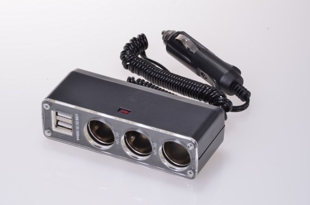 Steckdose-3fach--12-V--2x-USB-Steckplaetze-Auto-KFZ-Spli.JPG