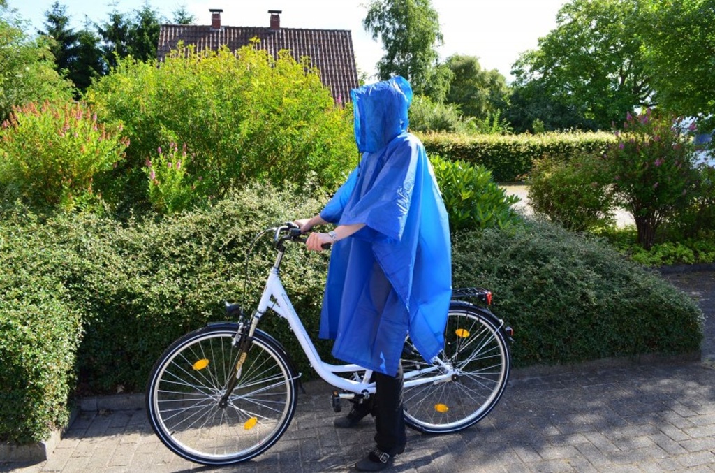 Regenjacke--Regenponcho--Regencape--Regenschutz-UNISE.jpg